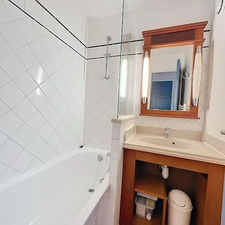 Appartement A 2 Pas Ocean Et Lac Lacanau Exterior photo